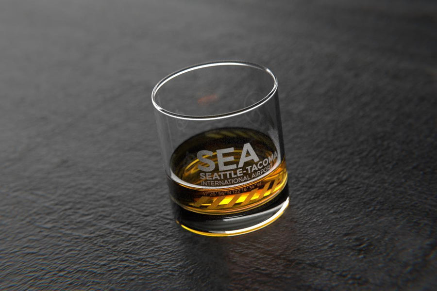 SEA Seattle/Tacoma - Airports and Runways Rocks Glass