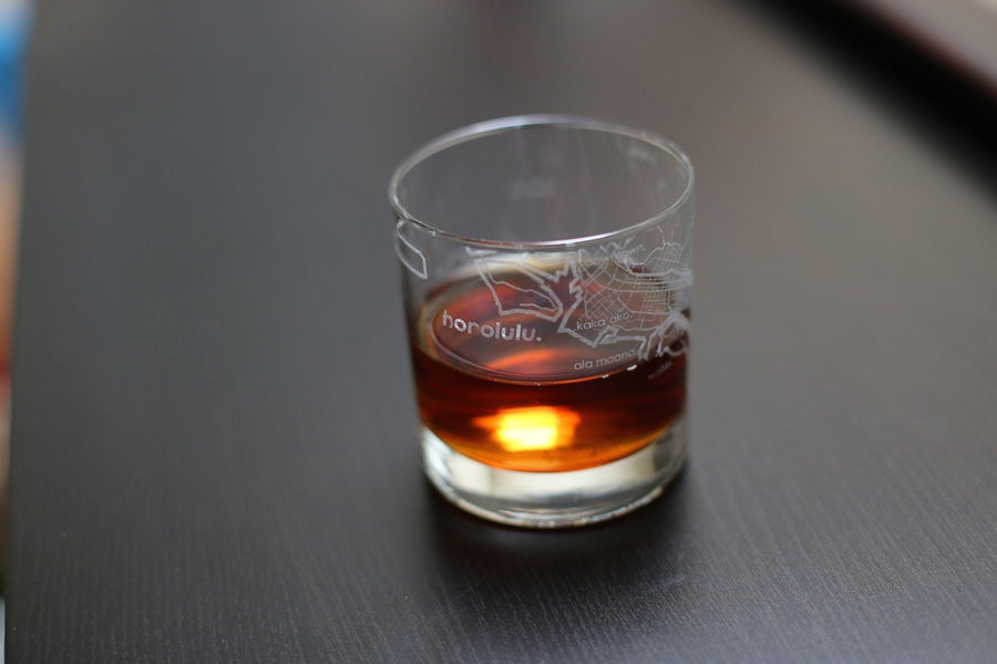 Honolulu Map Rocks Glass